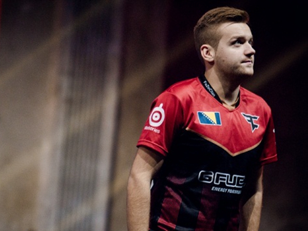 数据里程碑预告：knight即将达成3500助攻成就